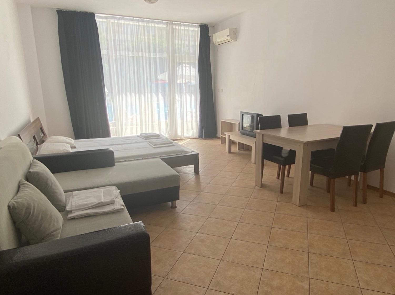 Grand Kamelia Apartments Pantai Sunny Luaran gambar