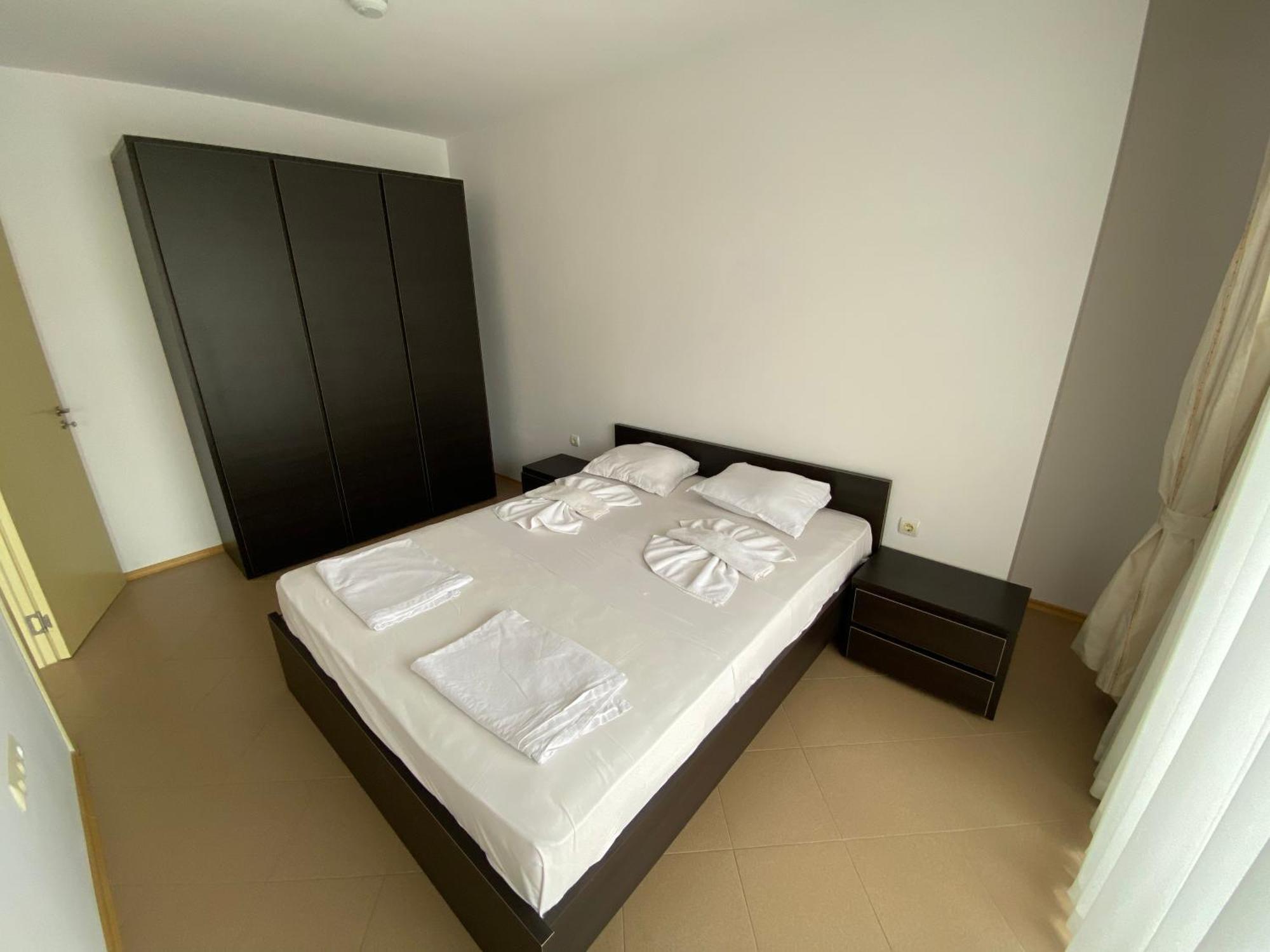 Grand Kamelia Apartments Pantai Sunny Luaran gambar