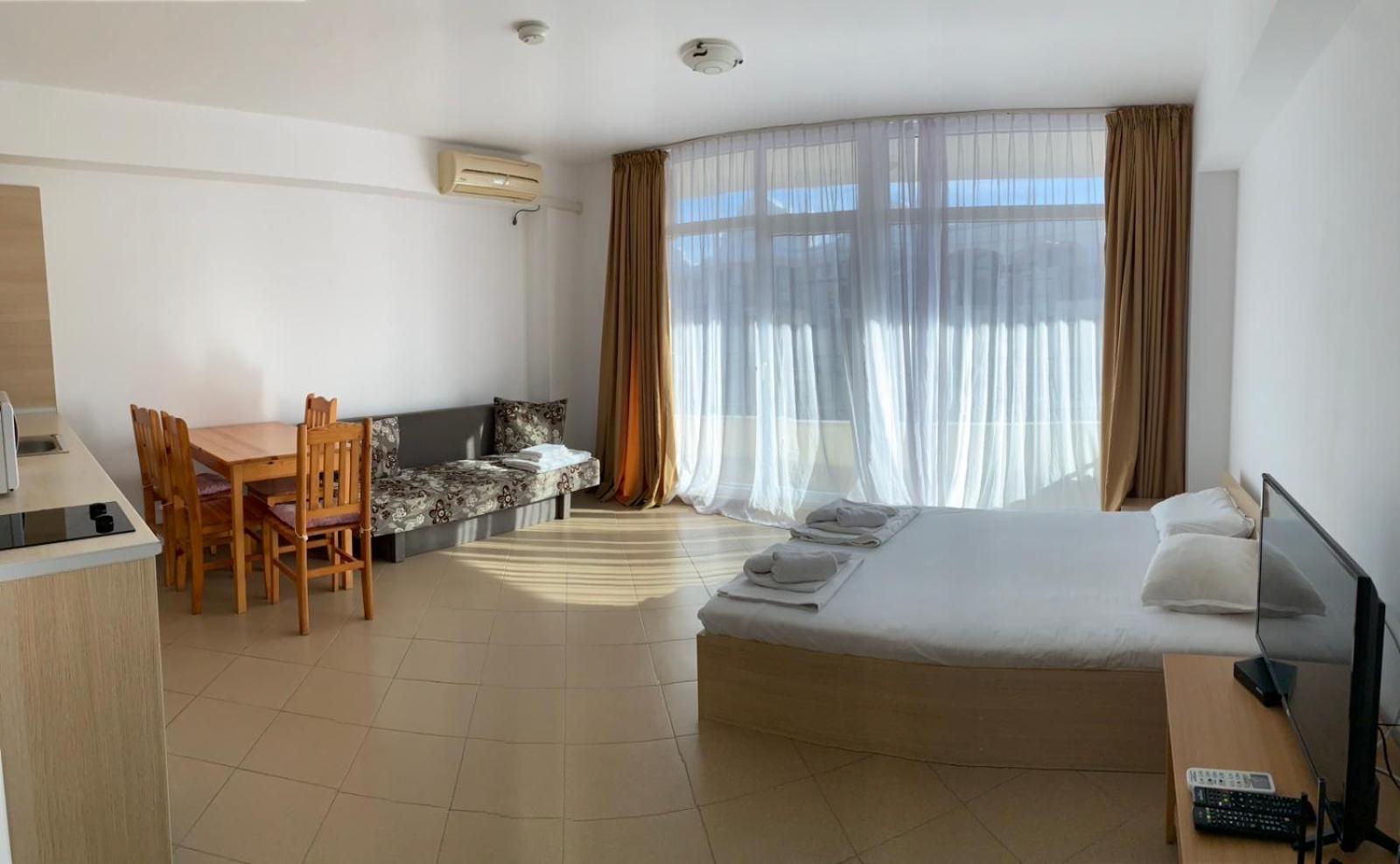Grand Kamelia Apartments Pantai Sunny Luaran gambar