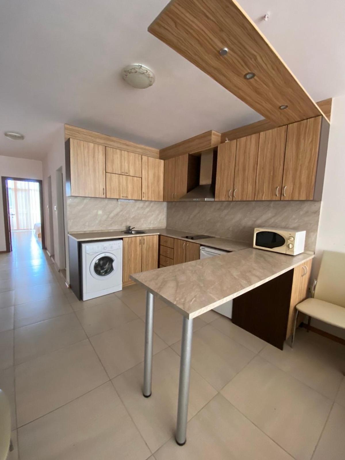 Grand Kamelia Apartments Pantai Sunny Luaran gambar